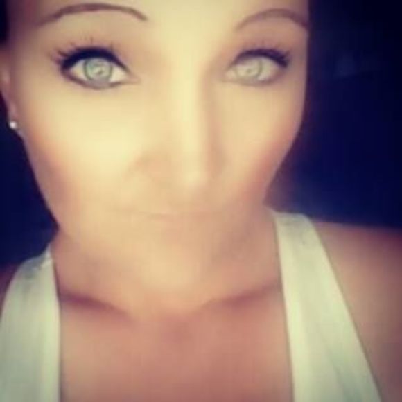 Meet your Posher, Brandy - Picture 1 of 1